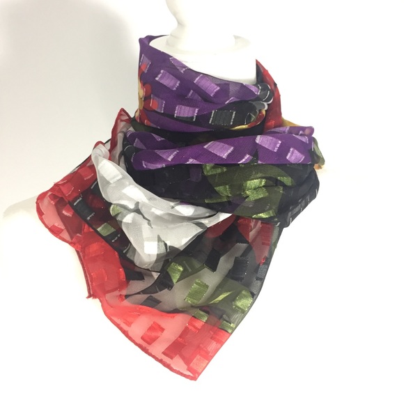 Scarf Multicolored Flowers Red Black Purple Yellow - Picture 5 of 15